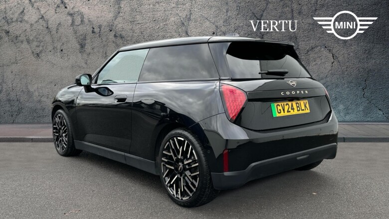 MINI Cooper 135kW E Classic 41kWh 3dr Auto Electric Hatchback